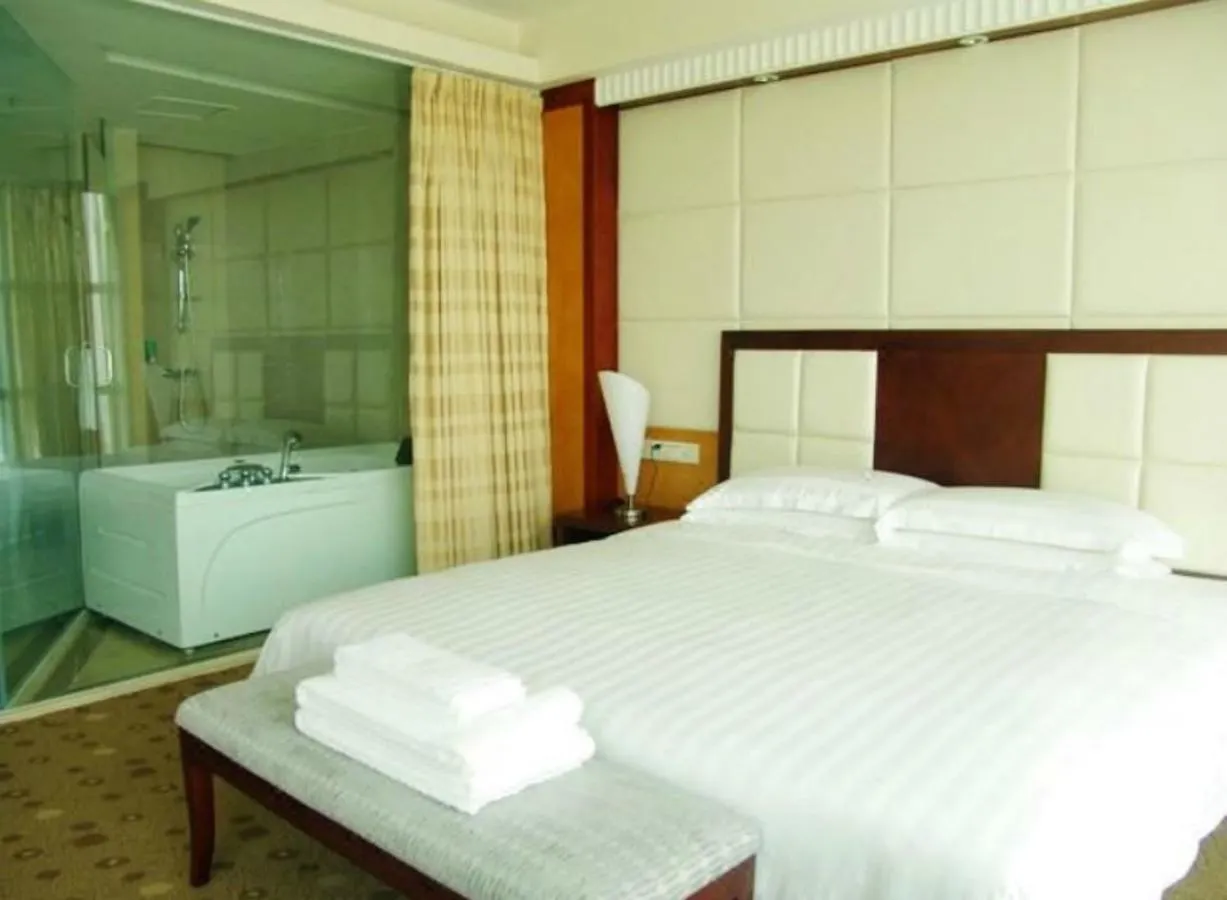 Maihao International Hotel Zhuhai 4*,  China